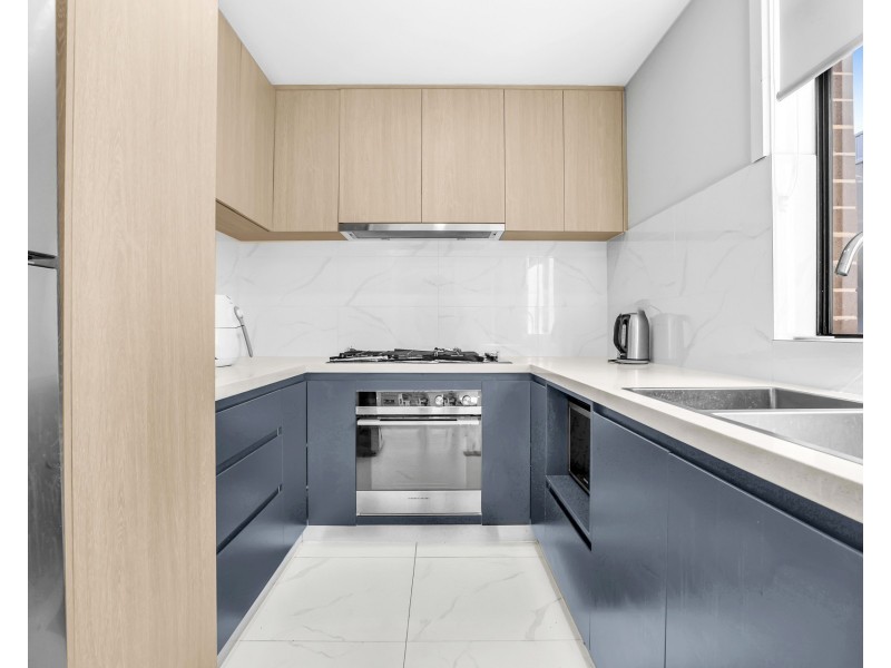 9 Ashwini Glade, Box Hill NSW 2765