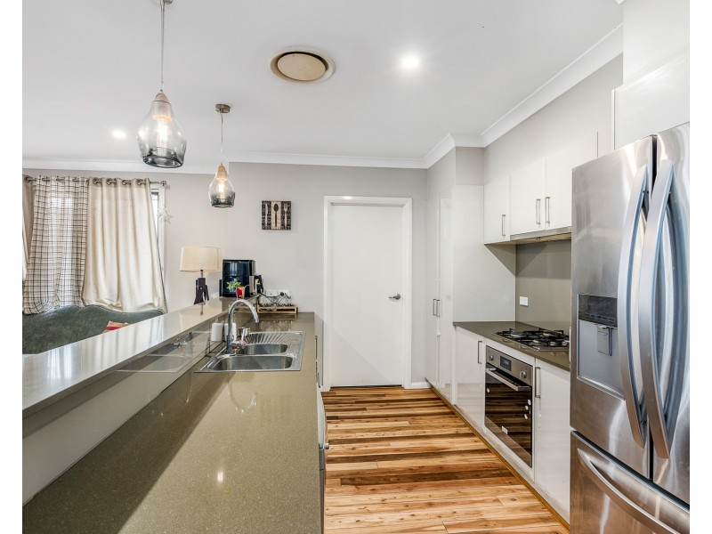 3 Eleanor Drive, Glenfield NSW 2167