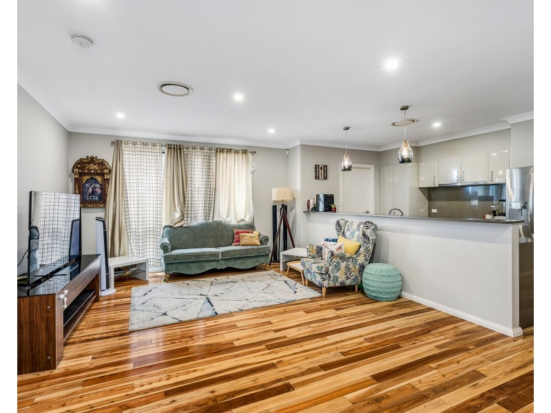 3 Eleanor Drive, Glenfield NSW 2167