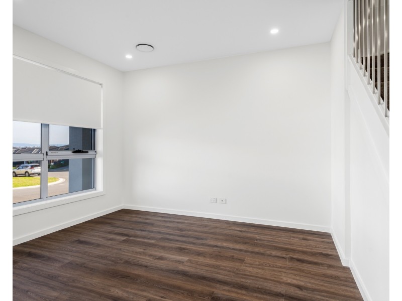 184 Mustang Avenue, Box Hill NSW 2765