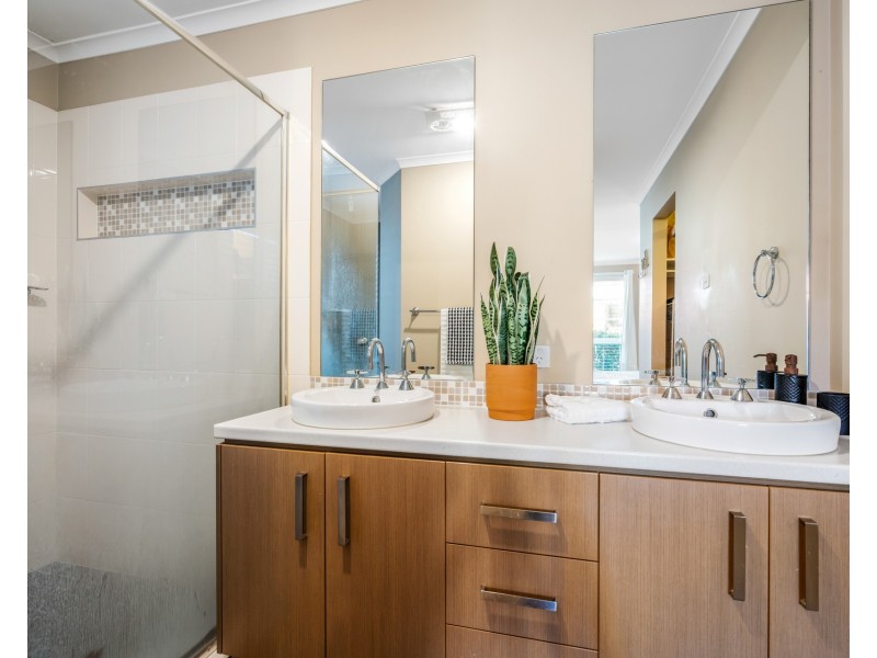 5 Lord Way, Glenwood NSW 2768