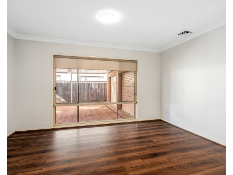 15 Lord Way, Glenwood NSW 2768