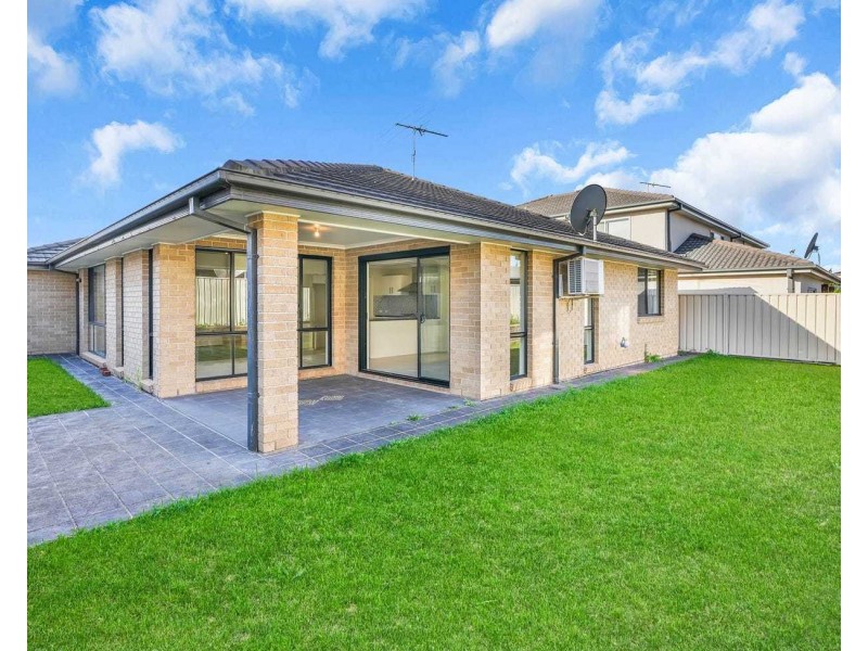 37 Frangipani Avenue, Glenwood NSW 2768