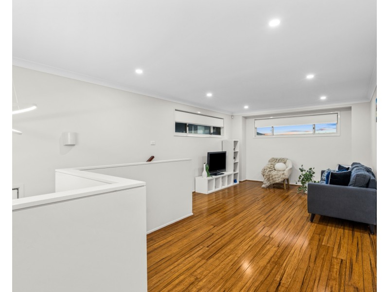19 Lyrebird Crescent, The Ponds NSW 2769
