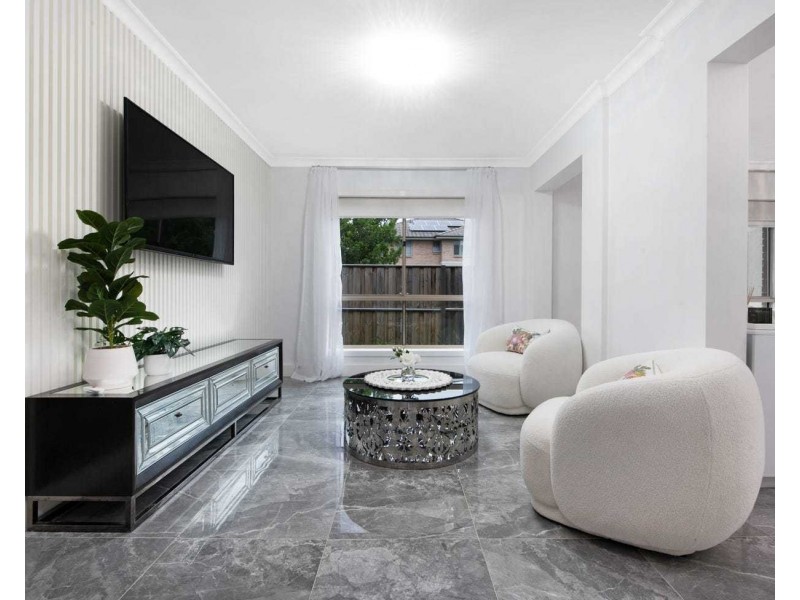 10 Butterfly Lane, The Ponds NSW 2769