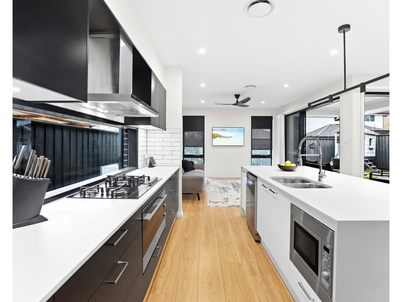 21 Passionflower Street, Marsden Park NSW 2765