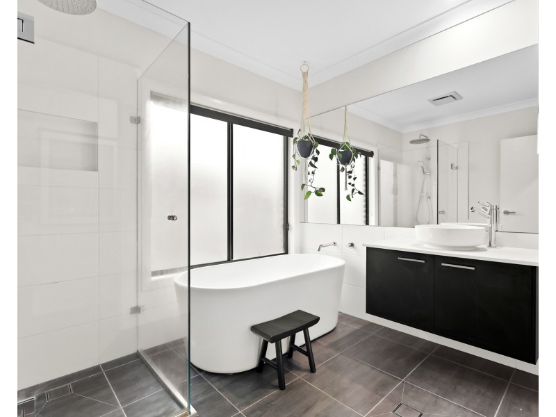 21 Passionflower Street, Marsden Park NSW 2765