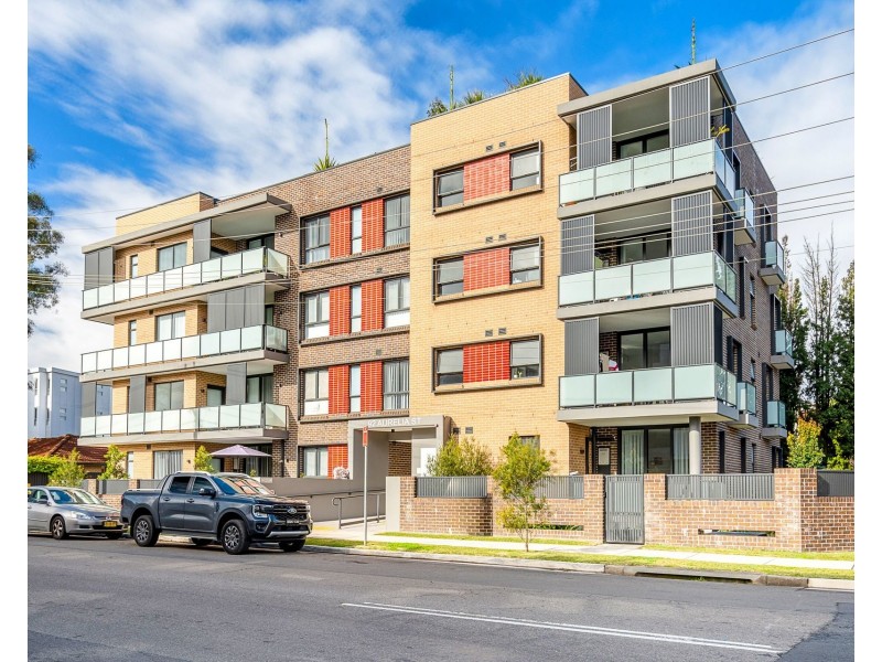 10/92 Aurelia Street, Toongabbie NSW 2146