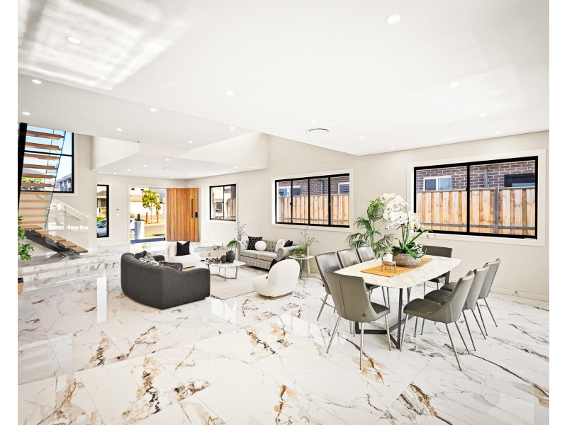 136 Valletta Drive, Box Hill NSW 2765