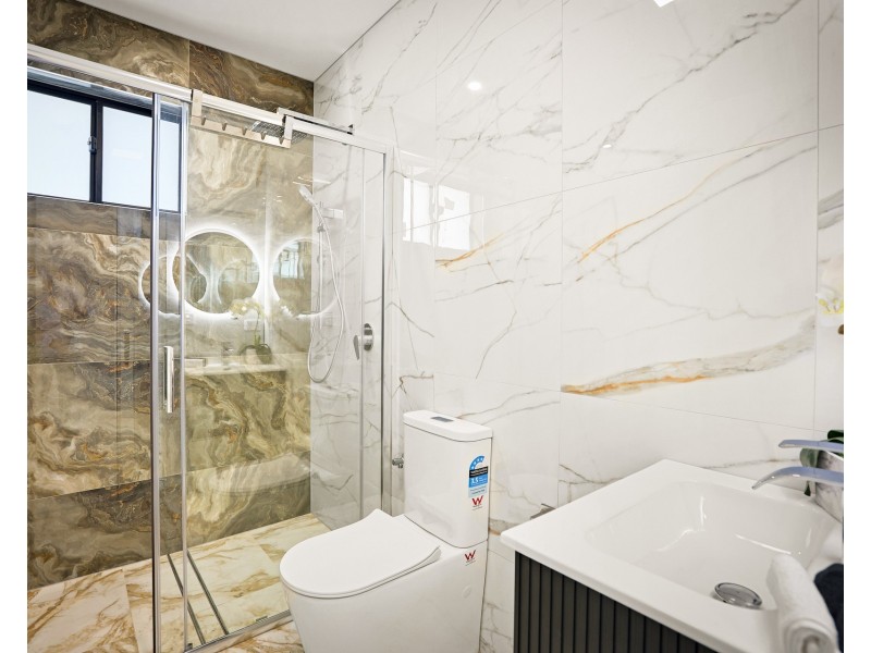 136 Valletta Drive, Box Hill NSW 2765