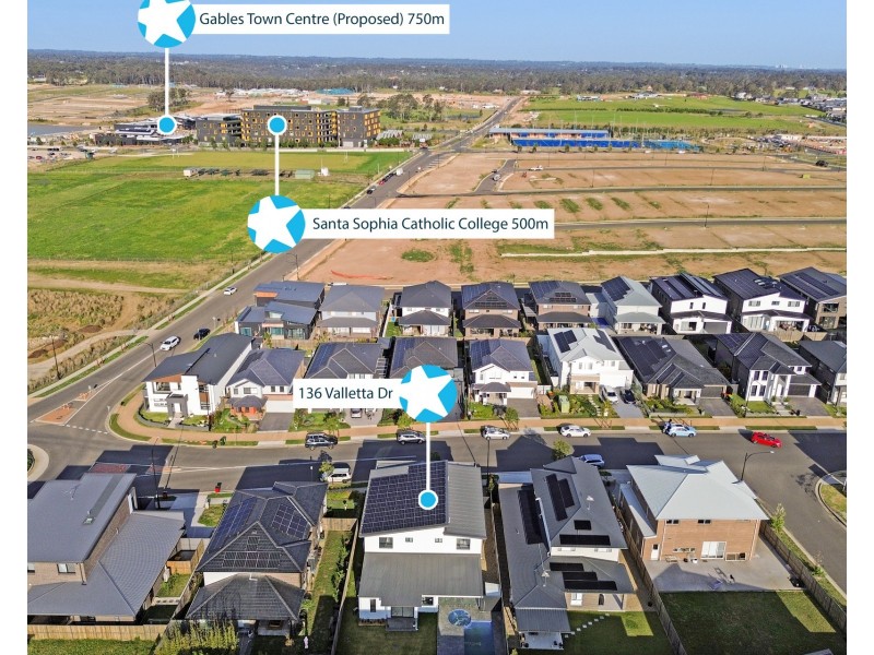 136 Valletta Drive, Box Hill NSW 2765