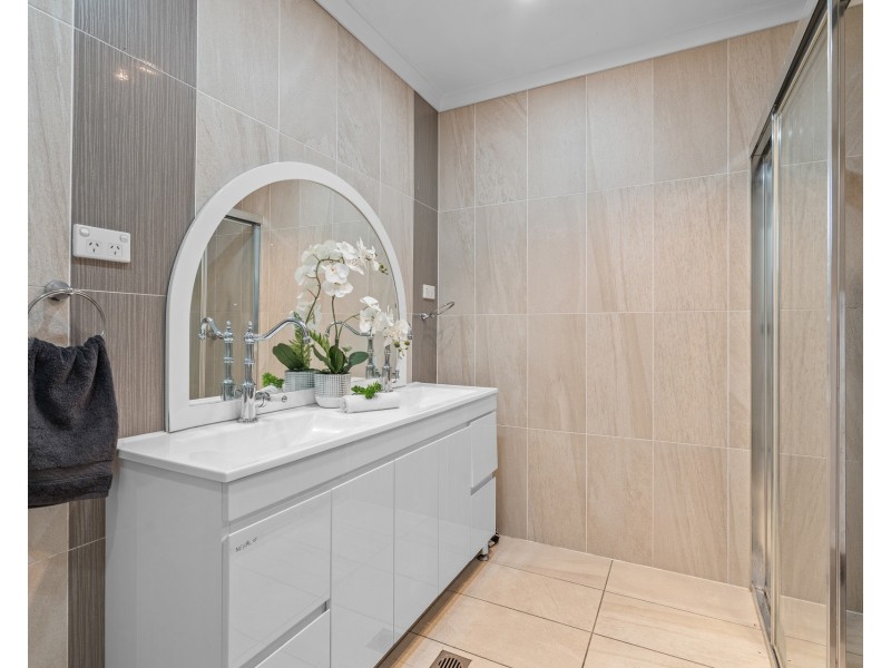 5  Roper Road, Colyton NSW 2760