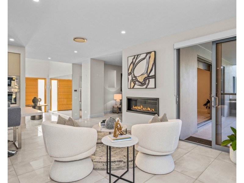 23 Cedar Cutters Way, Bella Vista NSW 2153