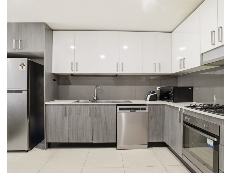 107/8 Cornelia Road, Toongabbie NSW 2146