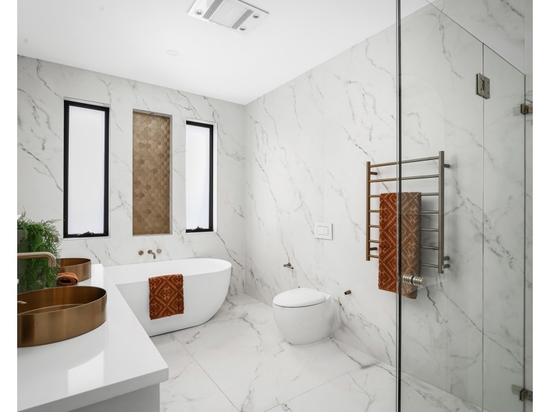 6 New Holland Drive, Bella Vista NSW 2153