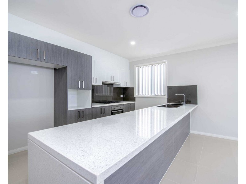 11 Dalby Street, The Ponds NSW 2769