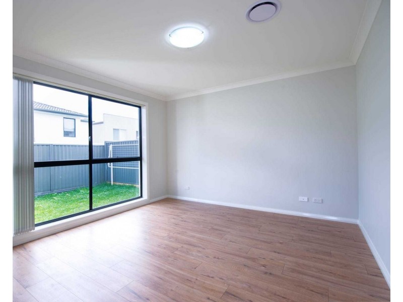 11 Dalby Street, The Ponds NSW 2769