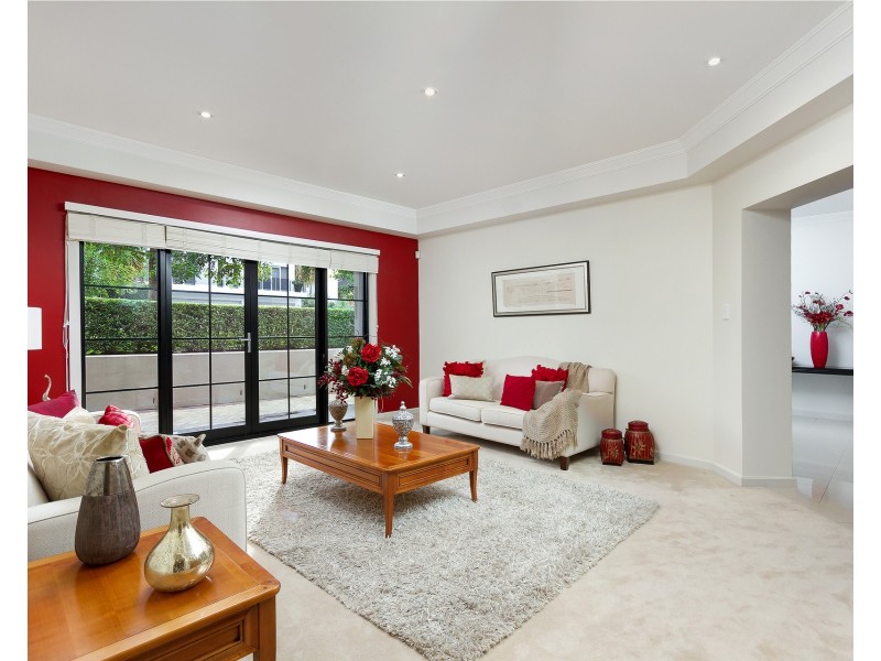 9 Brighton Drive, Bella Vista NSW 2153