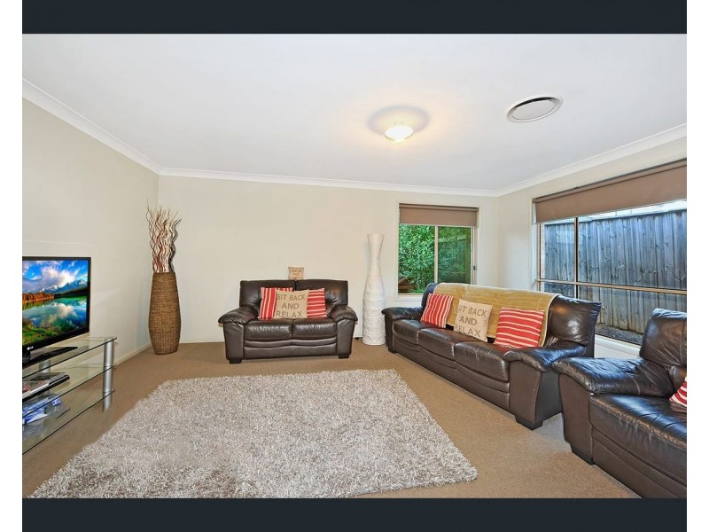 18 Rainsford Street, Stanhope Gardens NSW 2768
