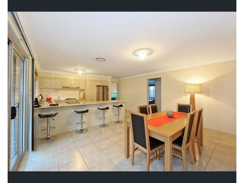 18 Rainsford Street, Stanhope Gardens NSW 2768