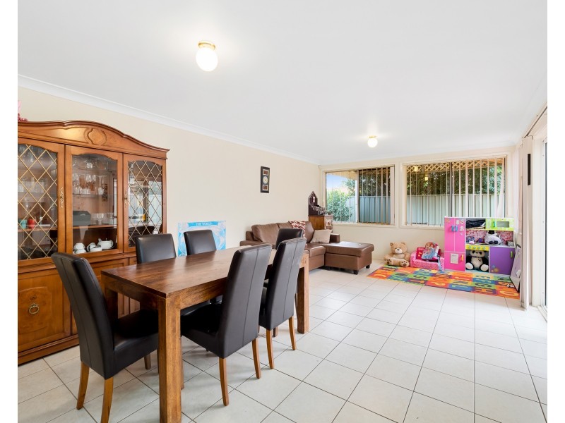 17 Cramer Place, Glenwood NSW 2768