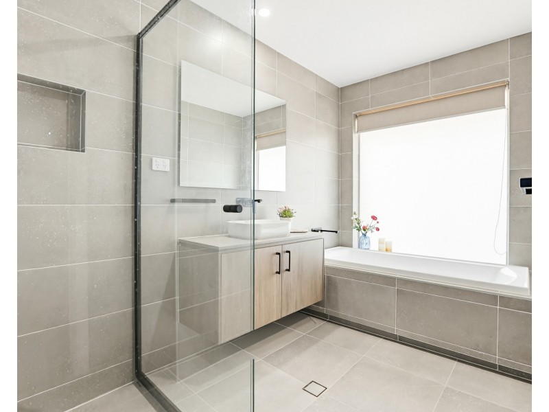 76 Magic Street, Vineyard NSW 2765