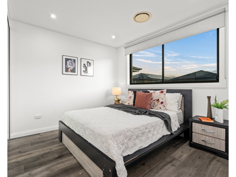8 Platypus Street, Marsden Park NSW 2765