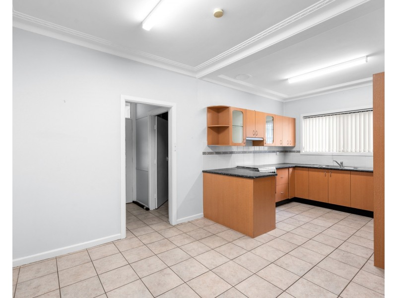 8 Wiruna Street, Blacktown NSW 2148
