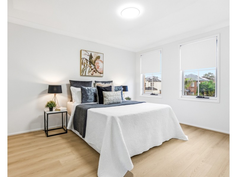 14 Hamlin Street, Quakers Hill NSW 2763