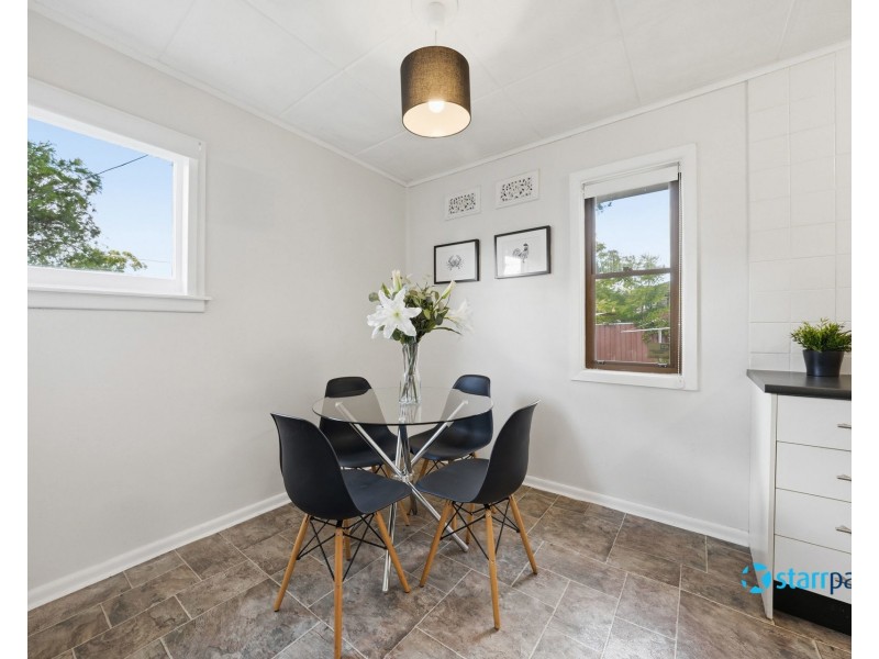 42 Debrincat Avenue, North St Marys NSW 2760