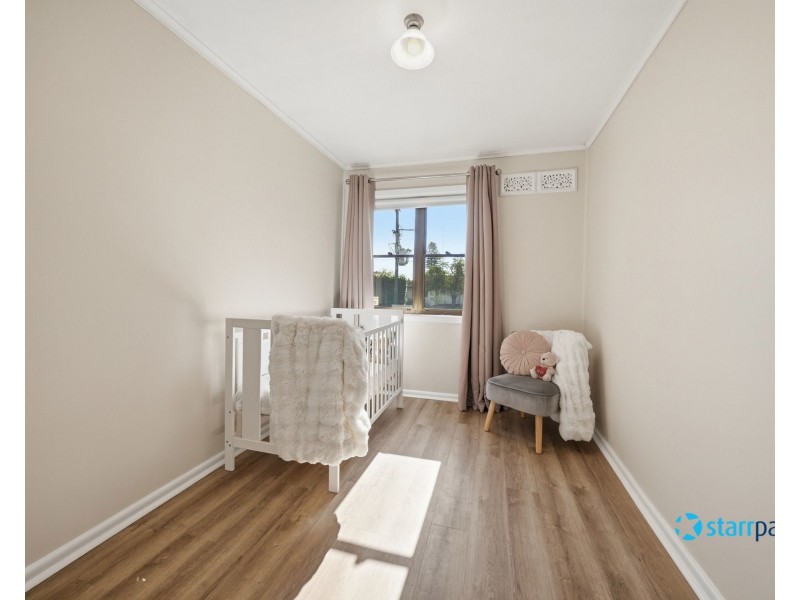 42 Debrincat Avenue, North St Marys NSW 2760
