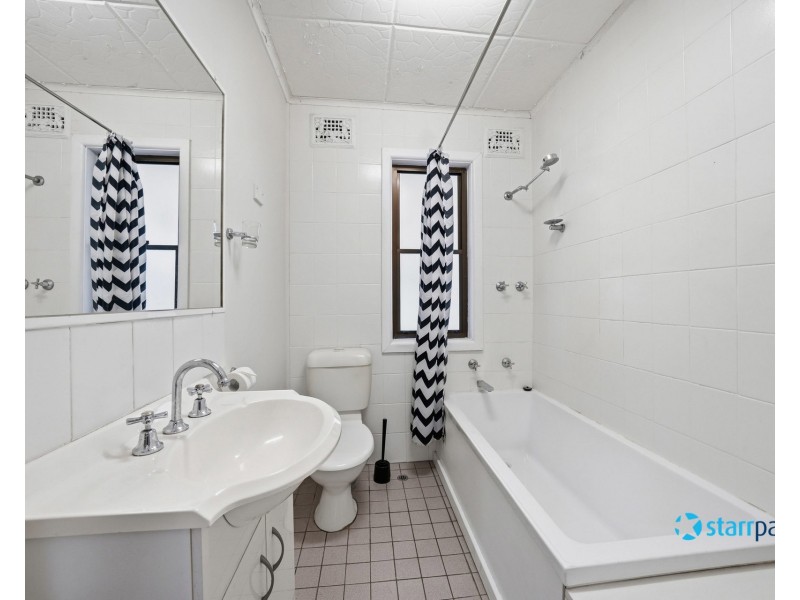42 Debrincat Avenue, North St Marys NSW 2760