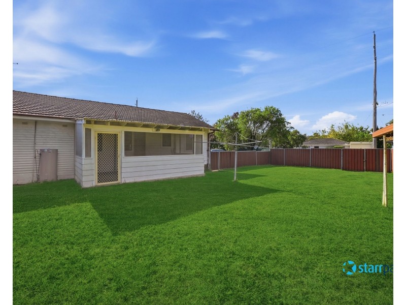 42 Debrincat Avenue, North St Marys NSW 2760