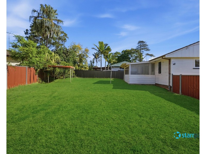 42 Debrincat Avenue, North St Marys NSW 2760