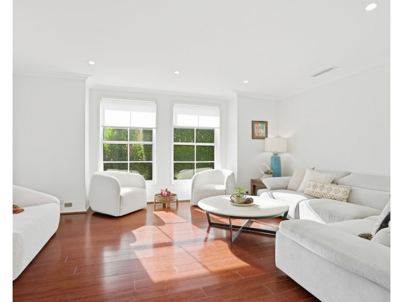 2 Longley Place, Castle Hill NSW 2154