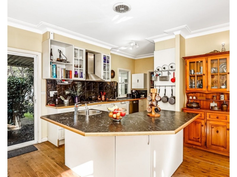 852 Old Northern Road, Middle Dural NSW 2158