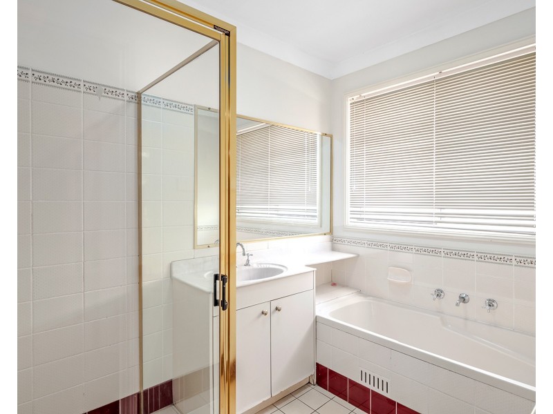 38 Sorrento Drive, Glenwood NSW 2768