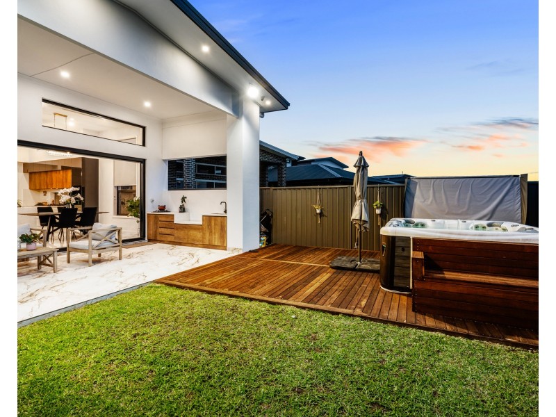 142 Parkway Drive, Marsden Park NSW 2765