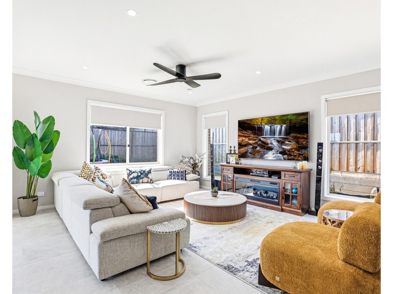 76 Magic Street, Box Hill NSW 2765