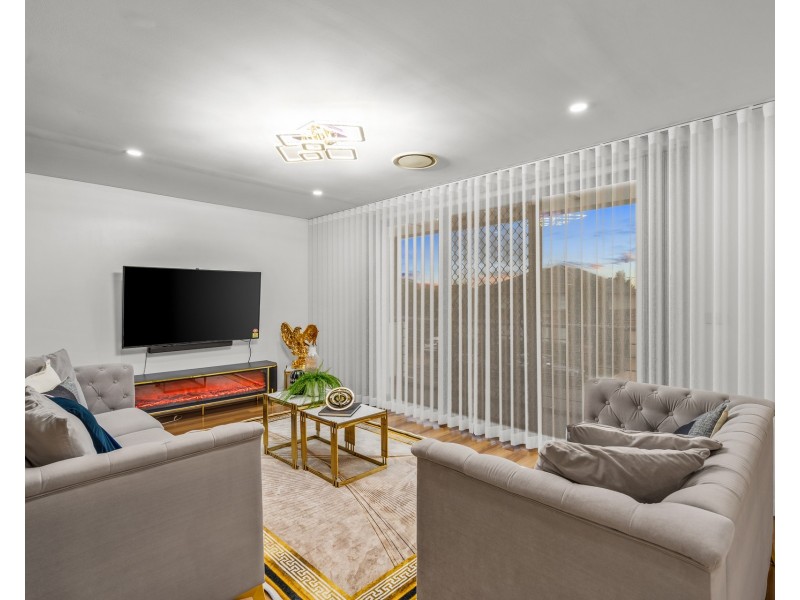 15 Rothwell Circuit, Glenwood NSW 2768