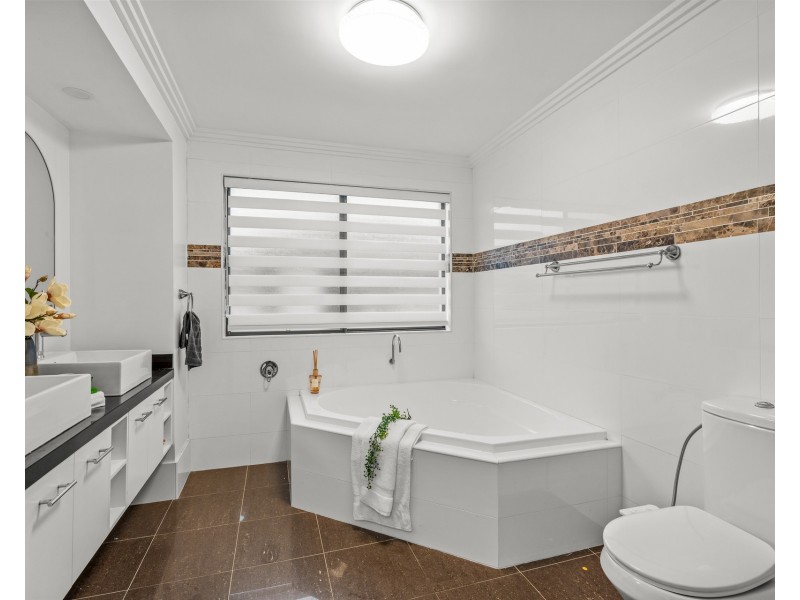 15 Rothwell Circuit, Glenwood NSW 2768