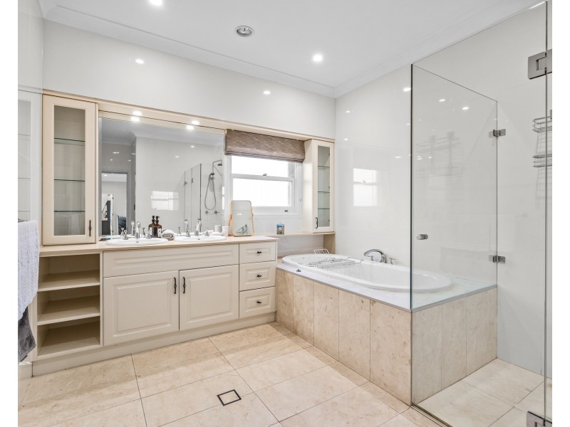 13 Kentridge Place, Bella Vista NSW 2153