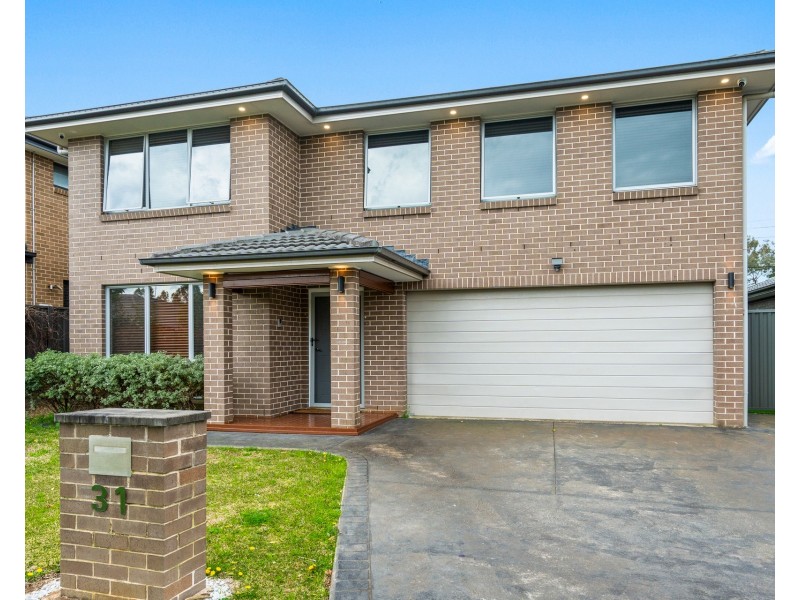31 Sunday Circuit, Edmondson Park NSW 2174