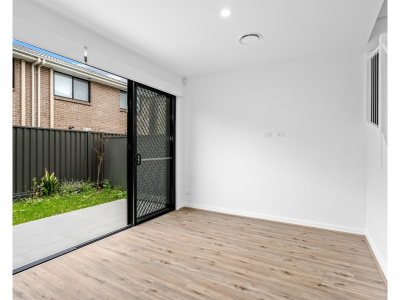 15 Delialah Glade, Riverstone NSW 2765