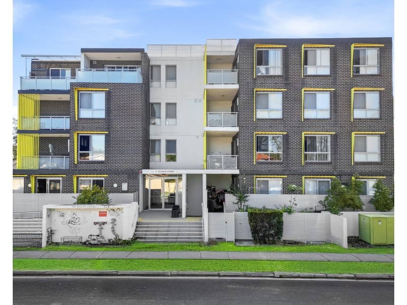 4 11-13 Octavia Street, Toongabbie NSW 2146