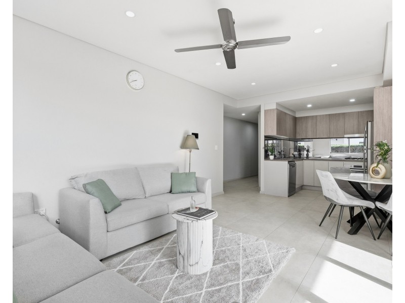 4 11-13 Octavia Street, Toongabbie NSW 2146