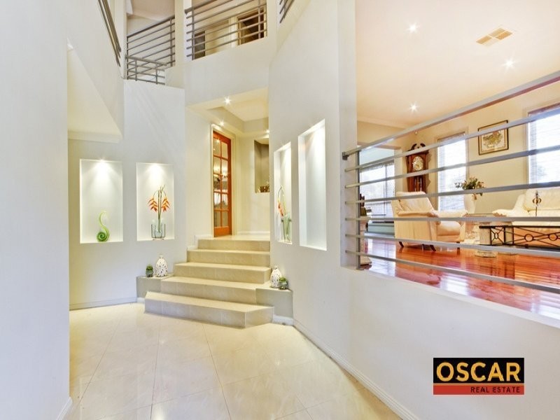 85 Edgewater Dr, Bella Vista NSW 2153