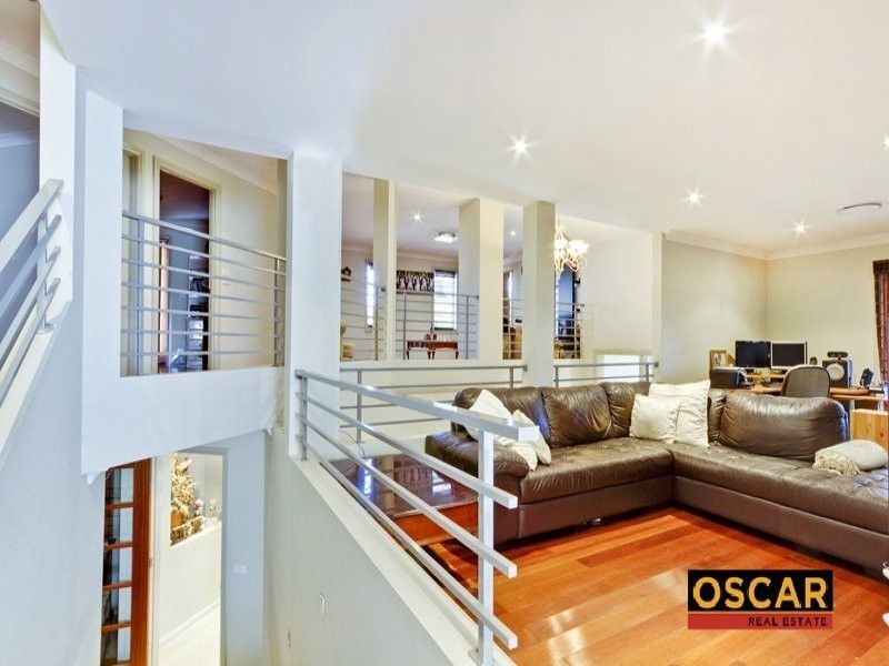 85 Edgewater Dr, Bella Vista NSW 2153