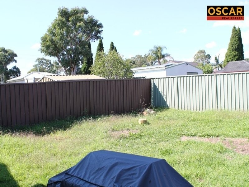 27 Crawford Road, Doonside NSW 2767