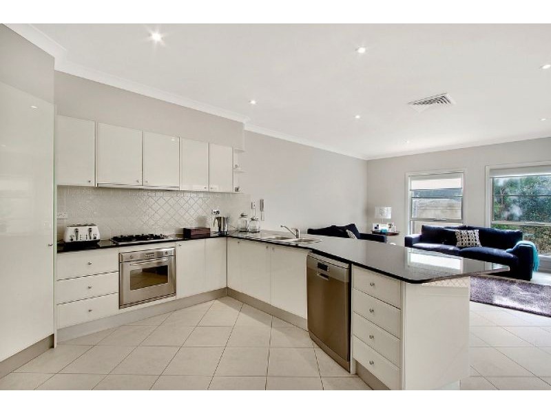 46 Linden Way, Bella Vista NSW 2153